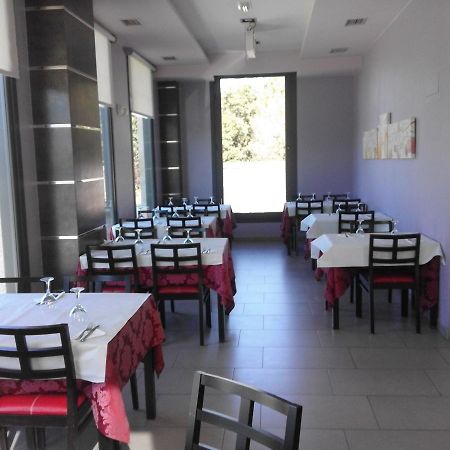 Hostal Restaurante Vial Оуренсе Екстериор снимка